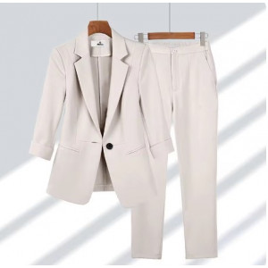 One Set Pakaian Kantor Wanita